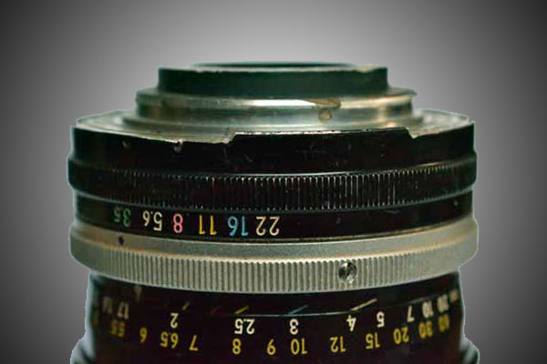 Nikon Zoom-NIKKOR Auto 1:3.5 f=43mm~86mm Non-Ai Lens (43-86mm f